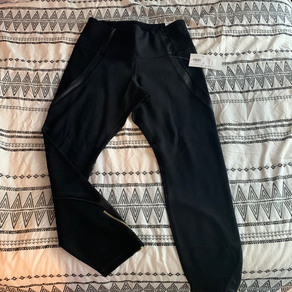 Brand New! Old Navy Active